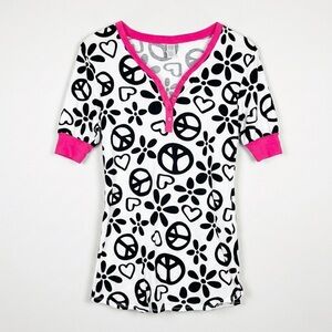 Free Play Groovy Peace & Love Henley Sleepwear Top Size Large Pink Black White